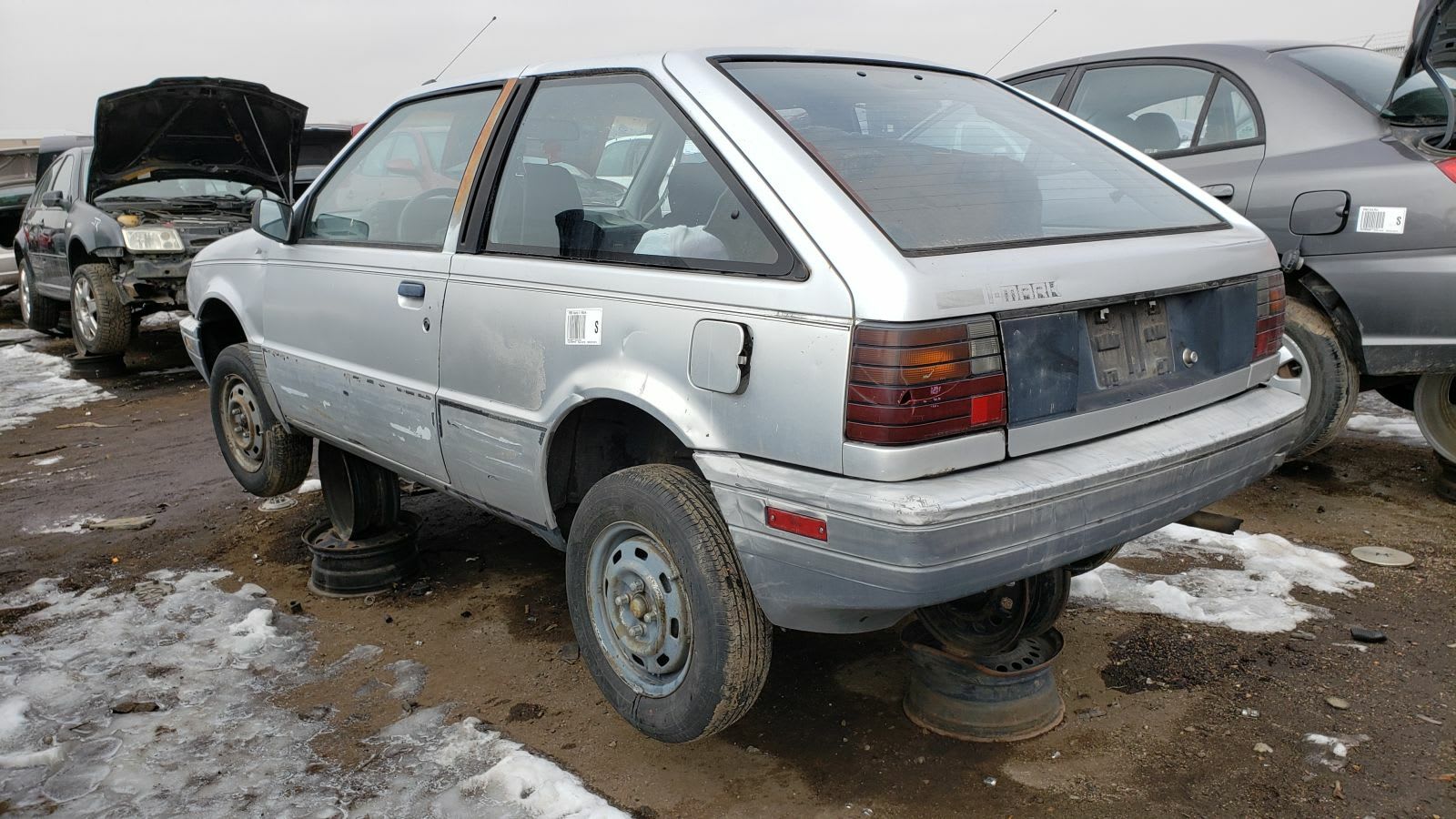 Junkyard Gem: 1986 Isuzu I-Mark Hatchback - Autoblog